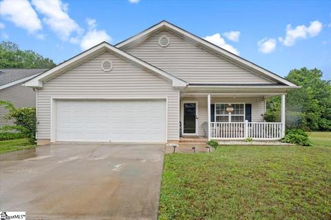 112 Running Creek Dr, Abbeville, SC 29620