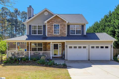 238 Waters Rd, Taylors, SC 29687