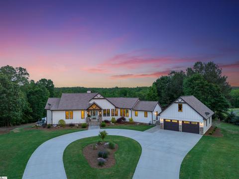 1573 Cooks Bridge Rd, Fountain Inn, SC 29644