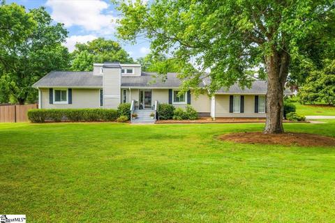 910 Harness Trl, Simpsonville, SC 29681