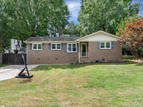 111 Welcome Dr, Fountain Inn, SC 29644
