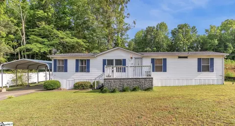 170 Carver St, Cowpens, SC 29330