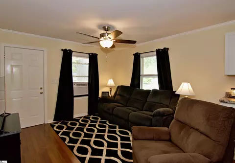 211 N 5th St, Easley, SC 29640 photo 3