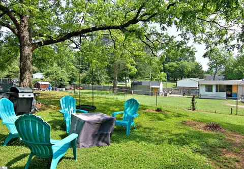 211 N 5th St, Easley, SC 29640 photo 27