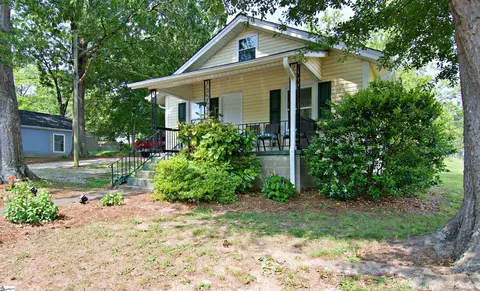 211 N 5th St, Easley, SC 29640 photo 2