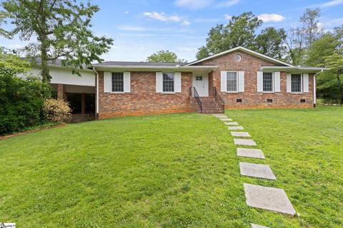 12 Galphin Dr, Greenville, SC 29609