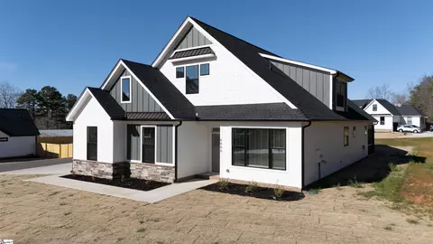 6000 Locust Hill Rd, Travelers Rest, SC 29690