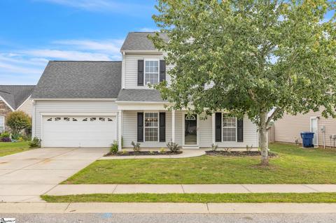 712 E Camelton Dr, Woodruff, SC 29388