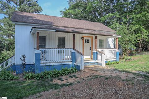 300 Lucky St, Easley, SC 29640