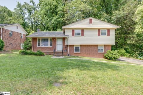 304 W Castle Dr, Greenville, SC 29605