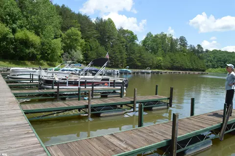 35 Parkway N, Mill Spring, NC 28756 photo 8