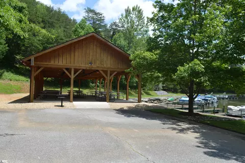 35 Parkway N, Mill Spring, NC 28756 photo 4