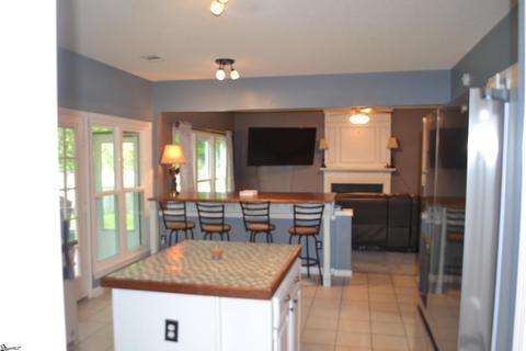 115 Cotter Ln, Greer, SC 29650 photo 3