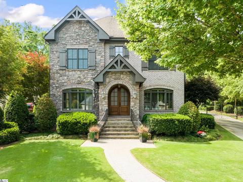 10 Travertine Ct, Greenville, SC 29615