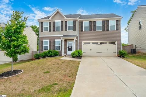 202 Maplestead Farms Ct, Greenville, SC 29617