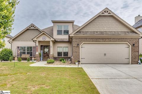 105 Verdana Ct, Simpsonville, SC 29680