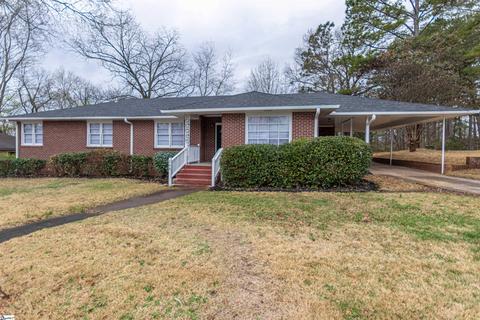 200 Pine St, Seneca, SC 29678