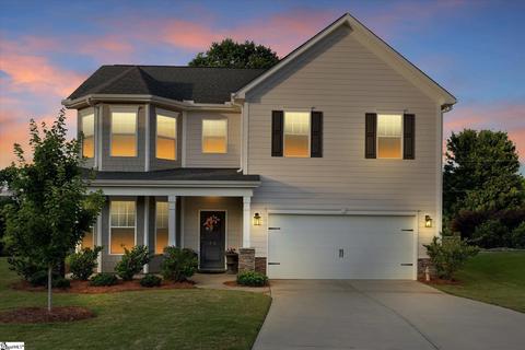 28 Fowler Oaks Ln, Simpsonville, SC 29681