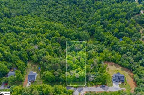 Holmes Drive, Spartanburg, SC 29303