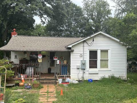 18 Savannah St, Greenville, SC 29617