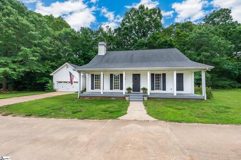 320 Ray Rd, Piedmont, SC 29673