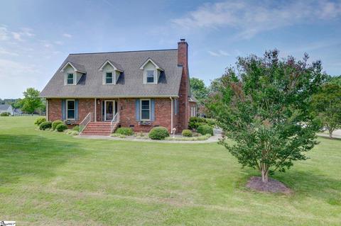 2839 Locust Hill Rd, Taylors, SC 29687