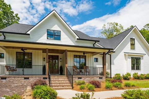 215 Oak View Dr, Marietta, SC 29661