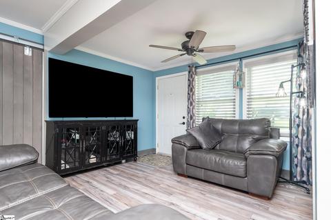 701 Crestview Rd, Easley, SC 29642 photo 5