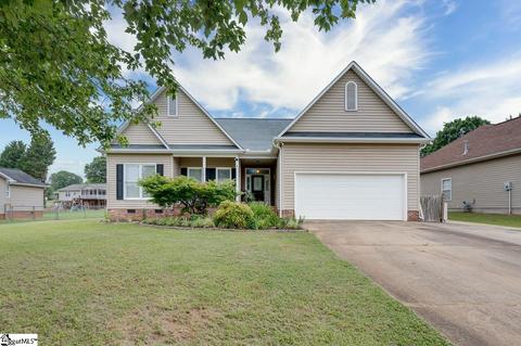 4 Wild Turkey Way, Greenville, SC 29617
