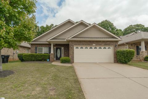 57 Border Ave, Simpsonville, SC 29680