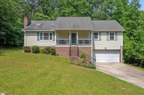 115 Zion St, Easley, SC 29640