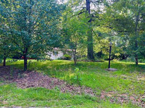 4 Yorba Ln, Greer, SC 29651