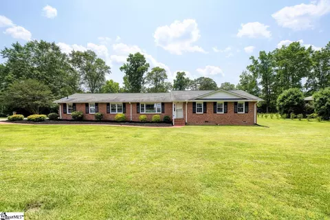 616 Cherokee Dr, Greenville, SC 29615