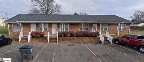 425 School St, Duncan, SC 29334