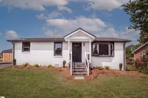 110 Monaview Cir, Greenville, SC 29617