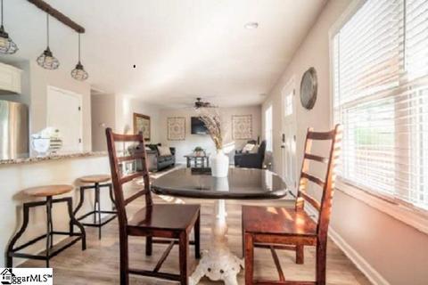 14022 E Camelia Ln, Seneca, SC 29678 photo 8