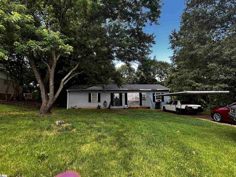 207 Meadors Ave, Greenville, SC 29605