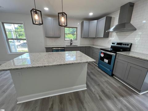 302 Bailey Rd, Greer, SC 29651 photo 3
