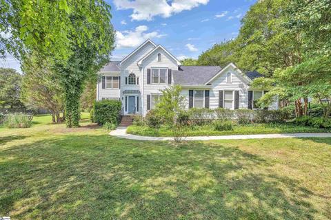 324 Chenoweth Dr, Simpsonville, SC 29681