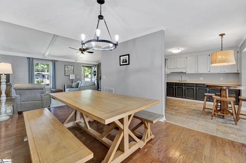 119 Oak Dr, Greer, SC 29650 photo 8