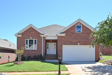 305 Redspire Dr, Greenville, SC 29617