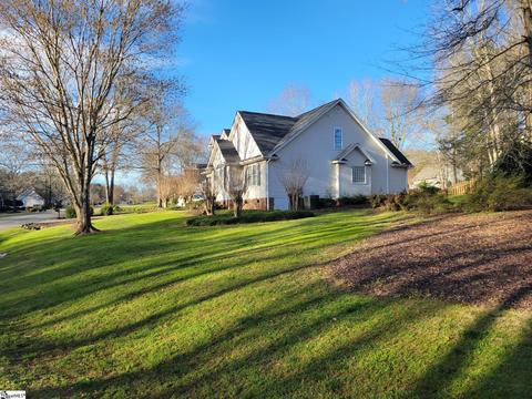 305 Camperdown Ct, Easley, SC 29642 photo 2