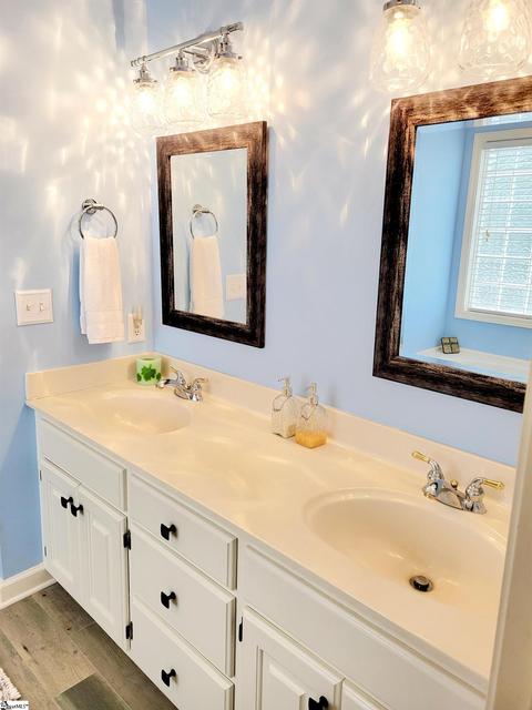 305 Camperdown Ct, Easley, SC 29642 photo 18