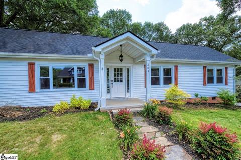 201 Briarcliff Dr, Greenville, SC 29607