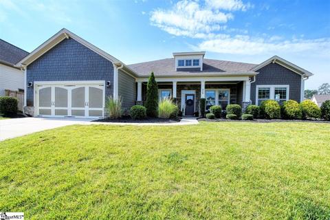 25 Belterra Dr, Simpsonville, SC 29681