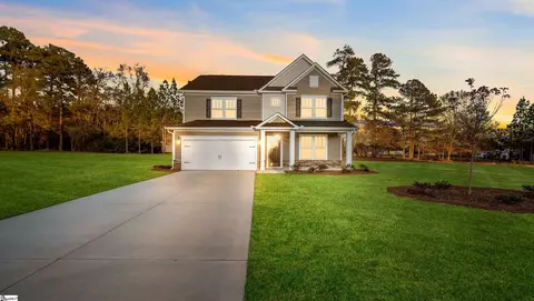 119 Divot Trl, Greenwood, SC 29649