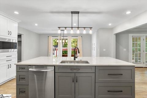 201 Sun Blvd, Easley, SC 29642 photo 6