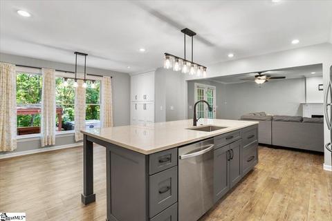 201 Sun Blvd, Easley, SC 29642 photo 7