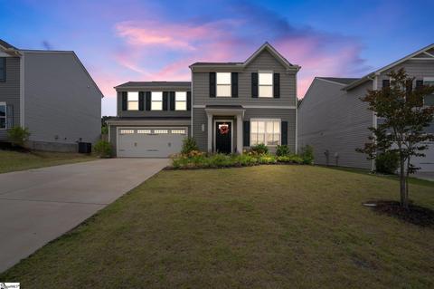 579 Heavenly Days St, Inman, SC 29349