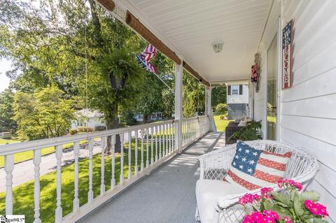108 Cobb St, Easley, SC 29640 photo 4